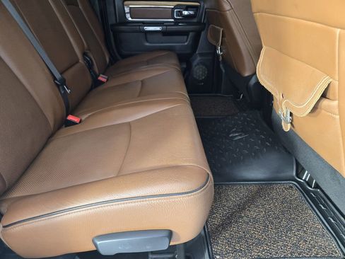 Used 2018 RAM 3500 Laramie Longhorn image 34