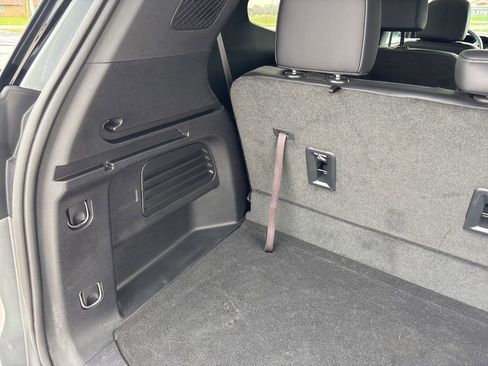 Certified 2024 GMC Acadia Elevation w/ Luxury Package image 9