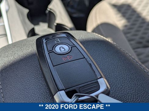Used 2020 Ford Escape SE FWD image 34