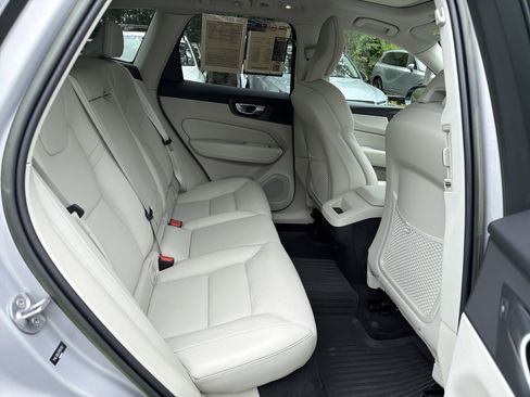 Certified 2023 Volvo XC60 B5 Plus w/ Protection Package FWD image 33