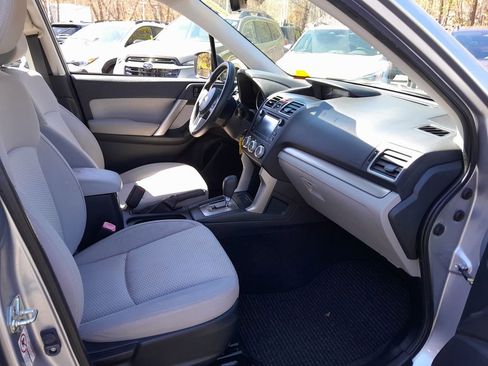 Used 2017 Subaru Forester 2.5i w/ Alloy Wheel Package AWD/4WD image 36