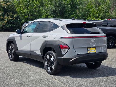 Used 2025 Hyundai Kona SEL AWD/4WD image 24