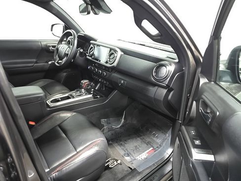 Used 2022 Toyota Tacoma TRD Pro image 15
