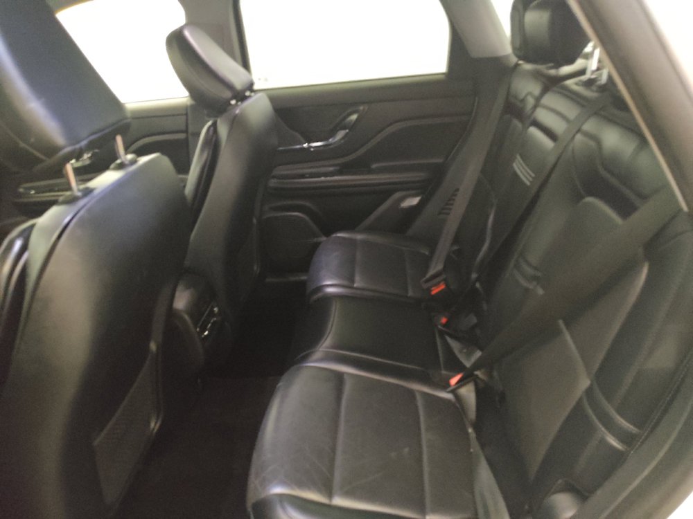 Used 2022 Lincoln Corsair AWD w/ Premium Package image 18