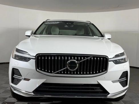 Used 2022 Volvo XC60 B6 Inscription w/ Advanced Package image 10