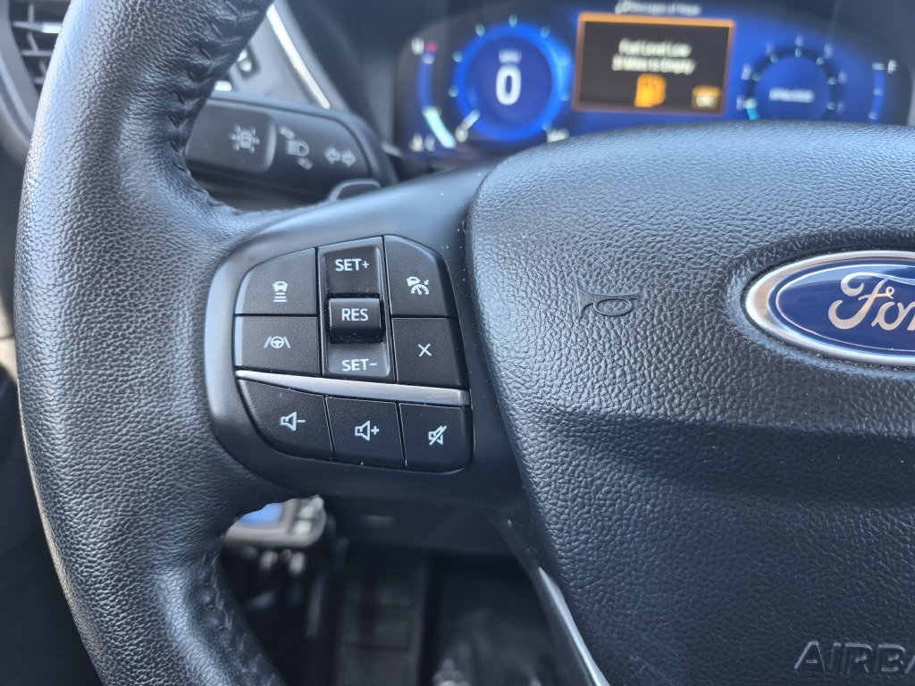 Used 2020 Ford Escape Titanium AWD/4WD image 19