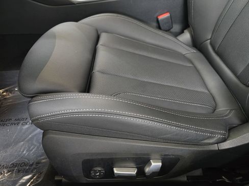 Used 2023 BMW i4 eDrive35 image 28