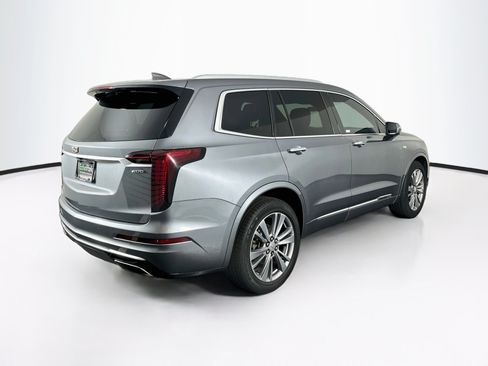 Used 2020 Cadillac XT6 Premium Luxury FWD image 9