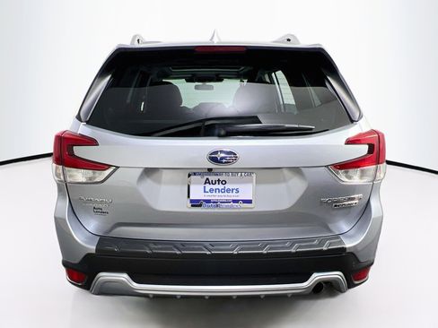 Used 2023 Subaru Forester Touring AWD/4WD image 6