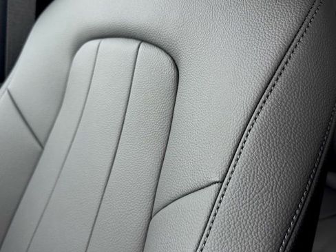 New 2026 Mercedes-Benz GLB 250 4MATIC image 23