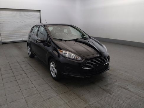 Used 2018 Ford Fiesta SE w/ Cold Weather Package FWD image 13