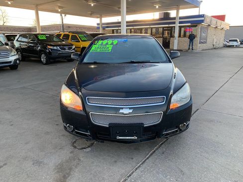 Used 2011 Chevrolet Malibu LTZ image 2