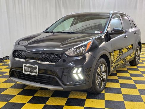 Used 2022 Kia Niro LXS w/ Digital Cluster Package image 7