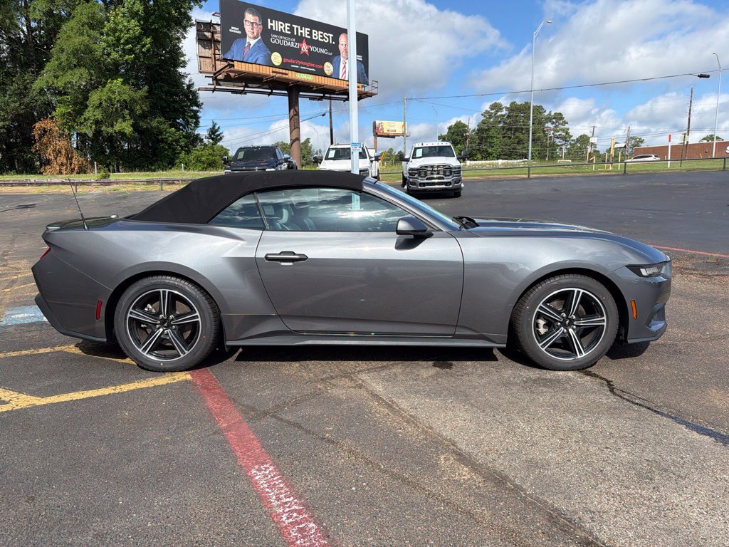 Used 2024 Ford Mustang Premium RWD image 5