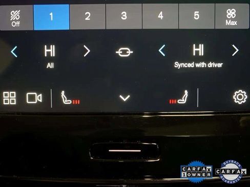 Used 2025 Volvo XC40 B5 Plus image 52