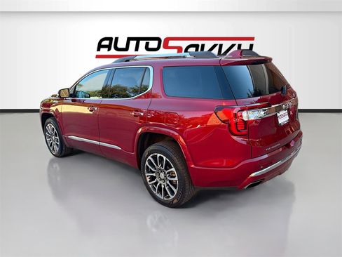 Used 2022 GMC Acadia Denali w/ Denali Ultimate Package image 5