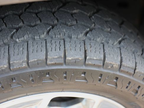 Used 2021 RAM 1500 Big Horn AWD/4WD image 14