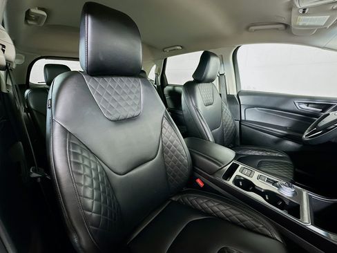 Used 2024 Ford Edge Titanium image 26