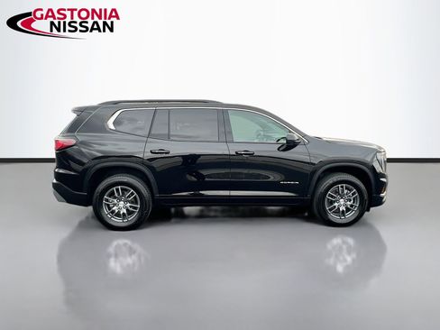 Used 2025 GMC Acadia Elevation image 10