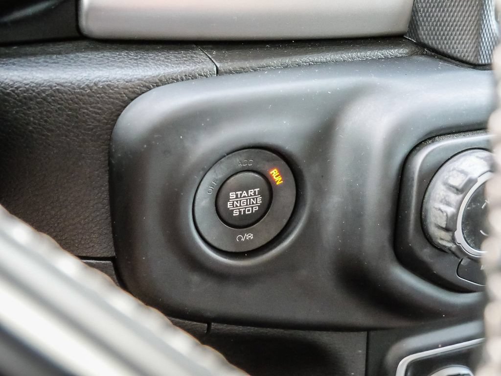 Used 2021 Jeep Wrangler Unlimited Sport AWD/4WD image 35