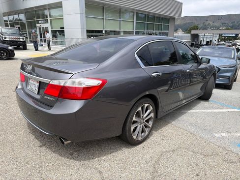 Used 2015 Honda Accord Sport image 7