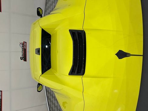 Used 2021 Chevrolet Corvette Stingray Preferred Conv w/ Z51 Performance Package image 11