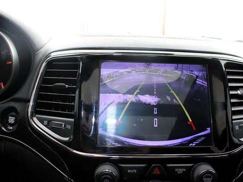 Used 2019 Jeep Grand Cherokee High Altitude image 39