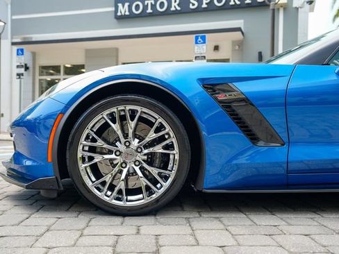 Used 2016 Chevrolet Corvette Z06 w/ 3LZ Preferred Equipment Group RWD image 14