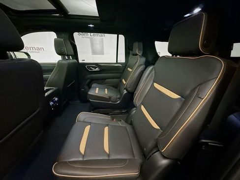 Used 2023 GMC Yukon XL AT4 w/ Technology Package image 27