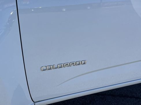 Used 2019 Chevrolet Colorado LT w/ Safety Package image 30