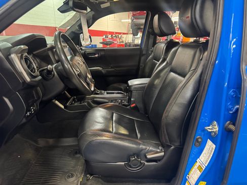 Used 2019 Toyota Tacoma TRD Pro AWD/4WD image 14