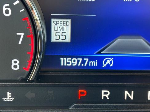 Used 2023 Ford Explorer Limited w/ Limited Technology Package image 26