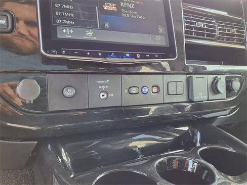 New 2025 GMC Savana 2500 w/ Driver Convenience Package image 17