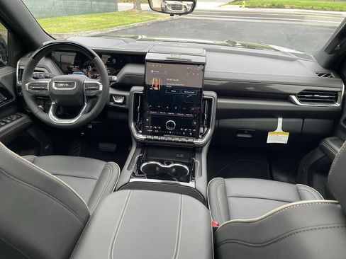 New 2026 GMC Yukon XL Elevation w/ Elevation Premium Package AWD/4WD image 21