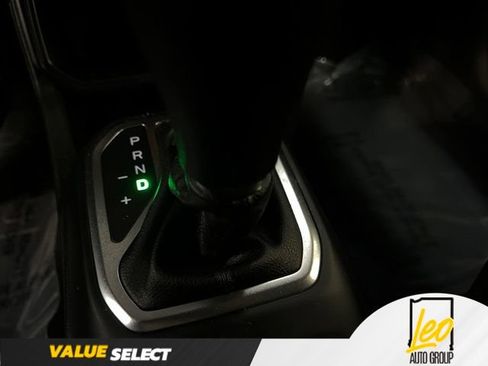 Used 2018 Jeep Renegade Latitude w/ Popular Equipment Group FWD image 15