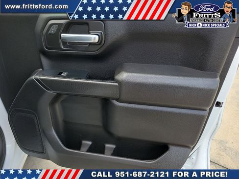 Used 2023 Chevrolet Silverado 1500 Custom AWD/4WD image 13
