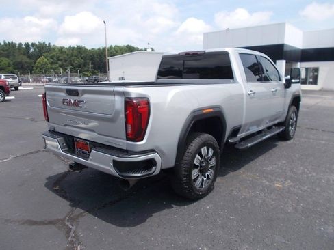 Used 2023 GMC Sierra 2500 Denali image 3