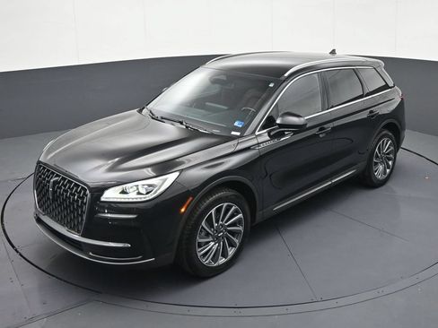 Used 2023 Lincoln Corsair Reserve AWD/4WD image 22