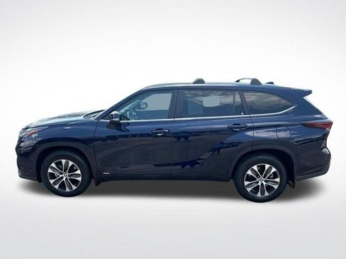 Used 2026 Toyota Highlander XLE AWD/4WD image 6