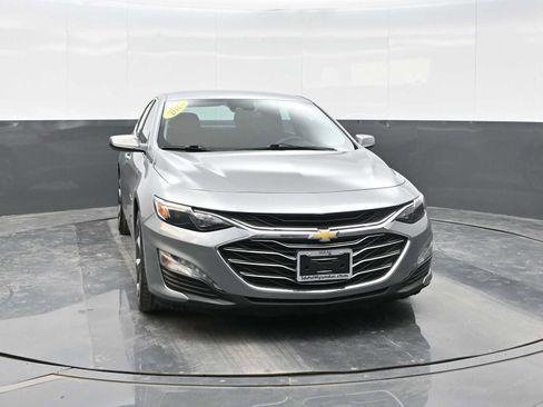 Used 2023 Chevrolet Malibu LT image 3