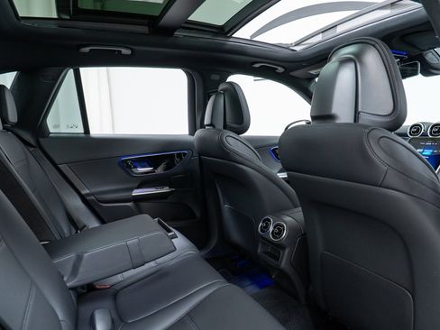New 2026 Mercedes-Benz GLC 300 4MATIC image 23