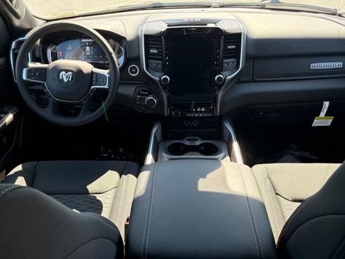 New 2026 RAM 1500 4x4 Crew Cab image 30