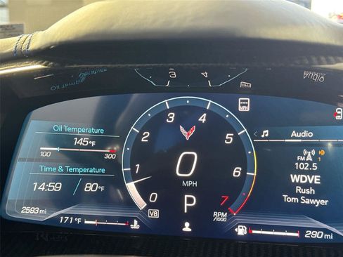 Used 2023 Chevrolet Corvette Stingray Premium Conv w/ Z51 Performance Package RWD image 31