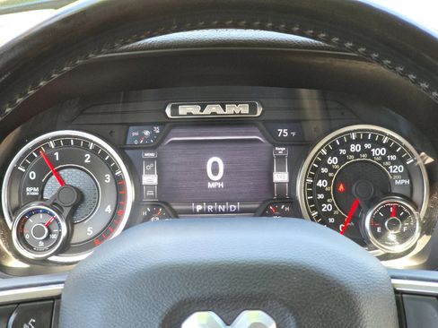 Used 2023 RAM 2500 Laramie AWD/4WD image 28