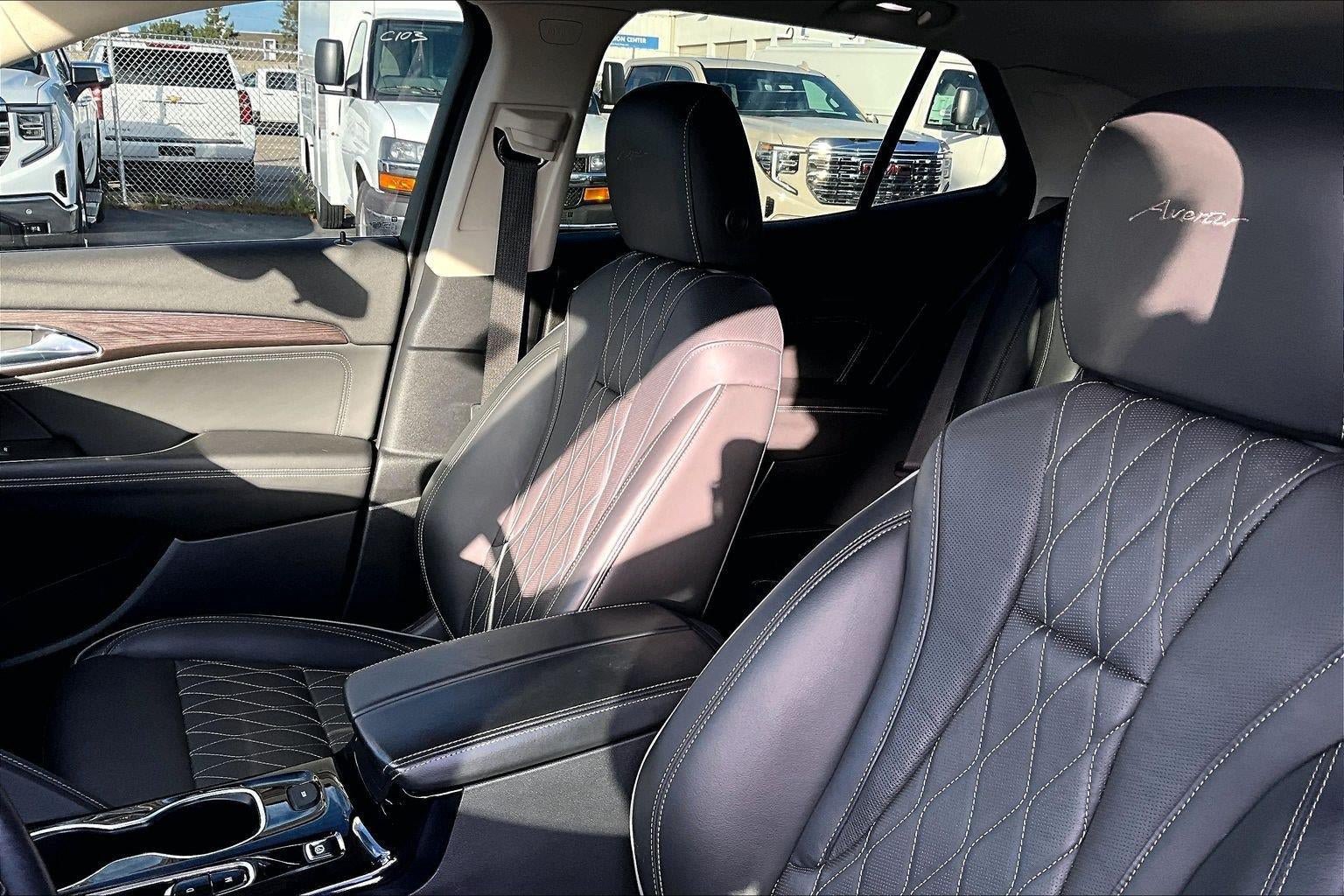 Used 2023 Buick Envision Avenir AWD/4WD image 23