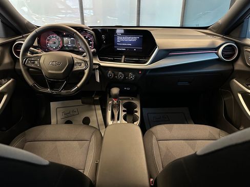 Used 2026 Chevrolet Trax RS w/ Driver Confidence Package FWD image 9