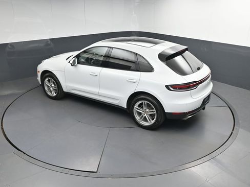 Used 2020 Porsche Macan AWD/4WD image 33