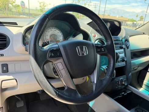 Used 2014 Honda Pilot EX-L image 11