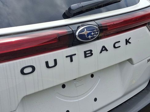 New 2026 Subaru Outback Limited AWD/4WD image 19
