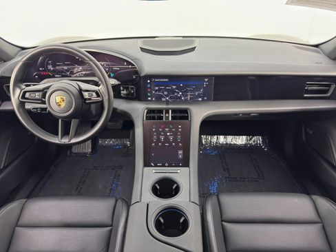 Used 2022 Porsche Taycan image 13